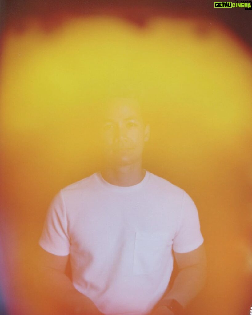 Shannon Kook Instagram - I don’t know the science behind aura photos but I got treated with one on a cute surprise date, as I am certainly one who believes in energy and the auric field. Mine had a strong sense of yellow, as well as orange and red - the solar plexus, navel and root chakra. They say these are a snapshot in time so your colours can change quite quickly depending on your state of being at that point in the day. Something I have enjoyed doing while meditating before Taekwondo is picturing white and rainbow light from the cosmos washing through my crown chakra all the way down through my root chakra and picturing roots growing deep into the earth while connecting to source energy through my crown. I used to do this as soon as I woke up but I have certainly slacked in my meditation and practice in breath and presence. This was a fun little outing with a loved one before dashing to a Taekwondo class after 💛 #auraphotography #auraphoto #solarplexuschakra #navelchakra #rootchakra #yellowaura
