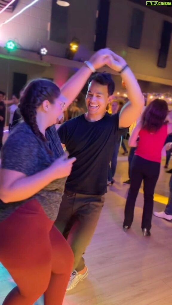Shannon Kook Instagram - Finally diving into the Salsa social dancing floor, with the vibrant @abiforster24 💃🏻🕺🏻, at the 1st new weekly Salsaland Social. Thanks for capturing me unaware so I didn’t freeze knowing the camera was on me @waynitobaza 😆! And for the dance moves - loving your stuff m’dude 😎 Downtown Vancouver