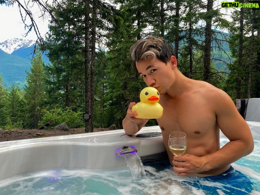 Shannon Kook Instagram - A full heart, and glass of Riesling, watching the sunset & 1st full moon of the Summer. This was the last Supermoon of the year. Some say it symbolizes a time to reward yourself for the hard work you've put into your life, relationships, and career. A reset at this magical cabin under a galant Strawberry Moon could not have felt more perfectly timed. What an absolutely divine getaway this was. Joffre Creek Cabins