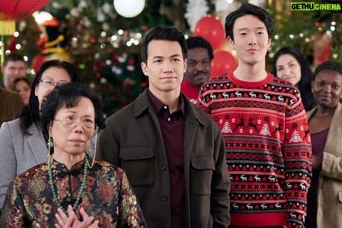 Shannon Kook Instagram - Patiently looking forward to Dec 2nd 🎊 2 more months until A BIG FAT FAMILY CHRISTMAS 🎄 Coming soon on @hallmarkchannel