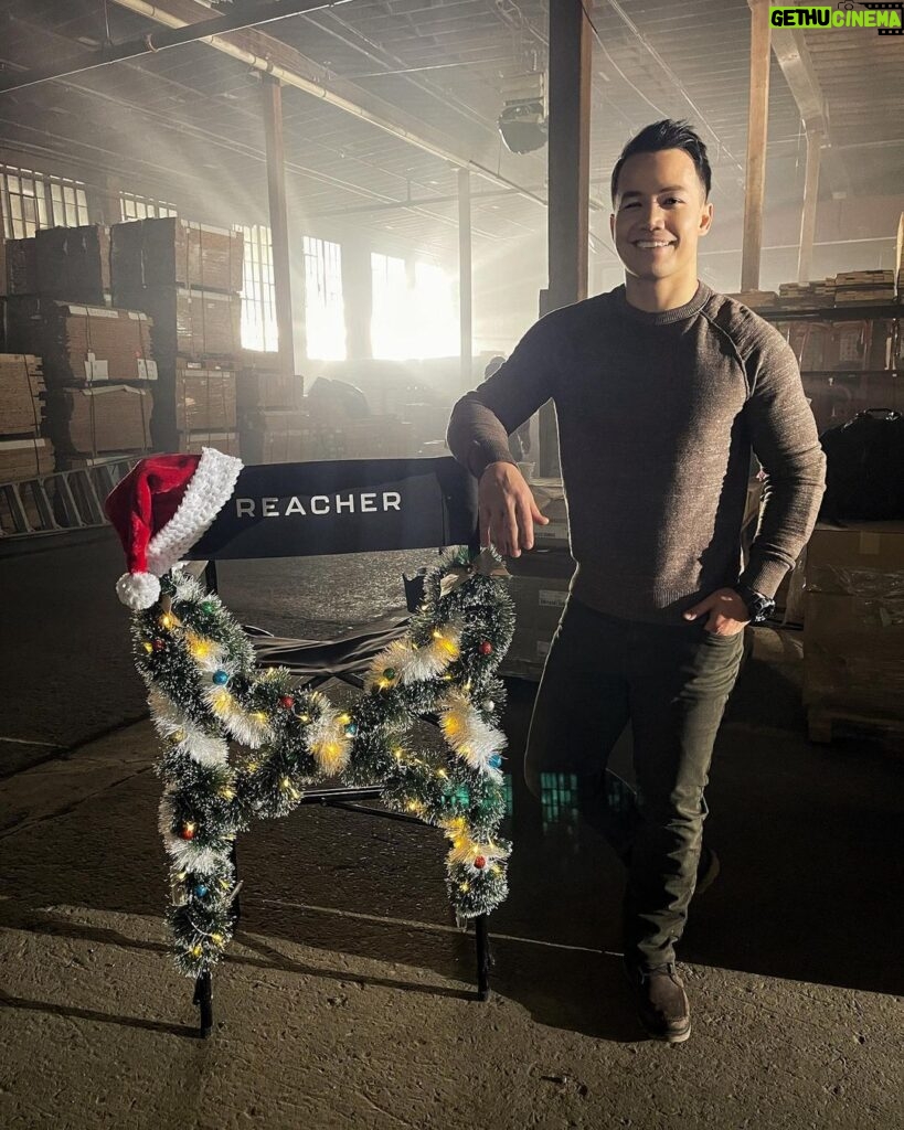 Shannon Kook Instagram - Reacher Season 2 is hanging it’s hat up for hiatus but ending the year with plenty of festive spirit on set! Merry Christmas Eve everyone 😊🎄! Toronto, Ontario