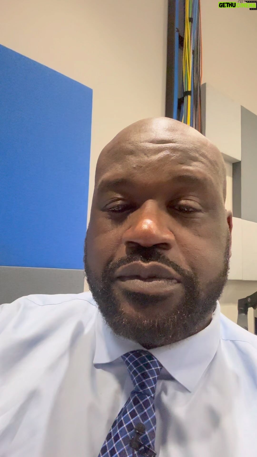 Shaquille O'Neal Instagram - @nfl @nflonfox @nflnetwork @super bowl @super bowl @shaqsfunhouse @shaqsbassallstars @fantasylablv @applemusic @rocnation. @dj diesel is always available if you need him. especially in my city @lasvegas @wynnnightlife @encorebeachclub @bigchickenshaq . I am Vegas