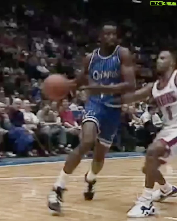 Shaquille O'Neal Instagram - top 10 plays feat. @shaq 🪄