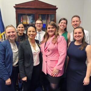 Sharice Davids Instagram - I want to share a little about my State of the Union guest, Jessica. She graduated from Johnson County Community College and is heading into the trucking workforce—where new jobs are opening up thanks to the bipartisan infrastructure law. 

She’s changing paths to provide for her family. I’m working to keep Kansas a place that’s full of opportunity, no matter your path, and Jessica exemplifies that ❤️🌻