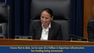 Sharice Davids Instagram - The bipartisan infrastructure law is building new roads, expanding broadband access, and replacing lead pipes in #KS03.

I asked @secretarypete about what steps are being taken to make sure Kansans feel these benefits as soon as possible.