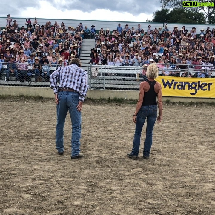 Shaun Johnston Instagram - A little friendly competition never hurt nuthin’, right? Except my entire body! Here’s my Push Ups contest with Heartland wrangler Jeri Duce at last week’s Super Fan Fun Day. Thanks y’all. Sj