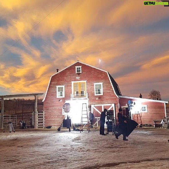 Shaun Johnston Instagram - The very last scene filmed at the Heartland Ranch in Season 11. Sj #hlinprod