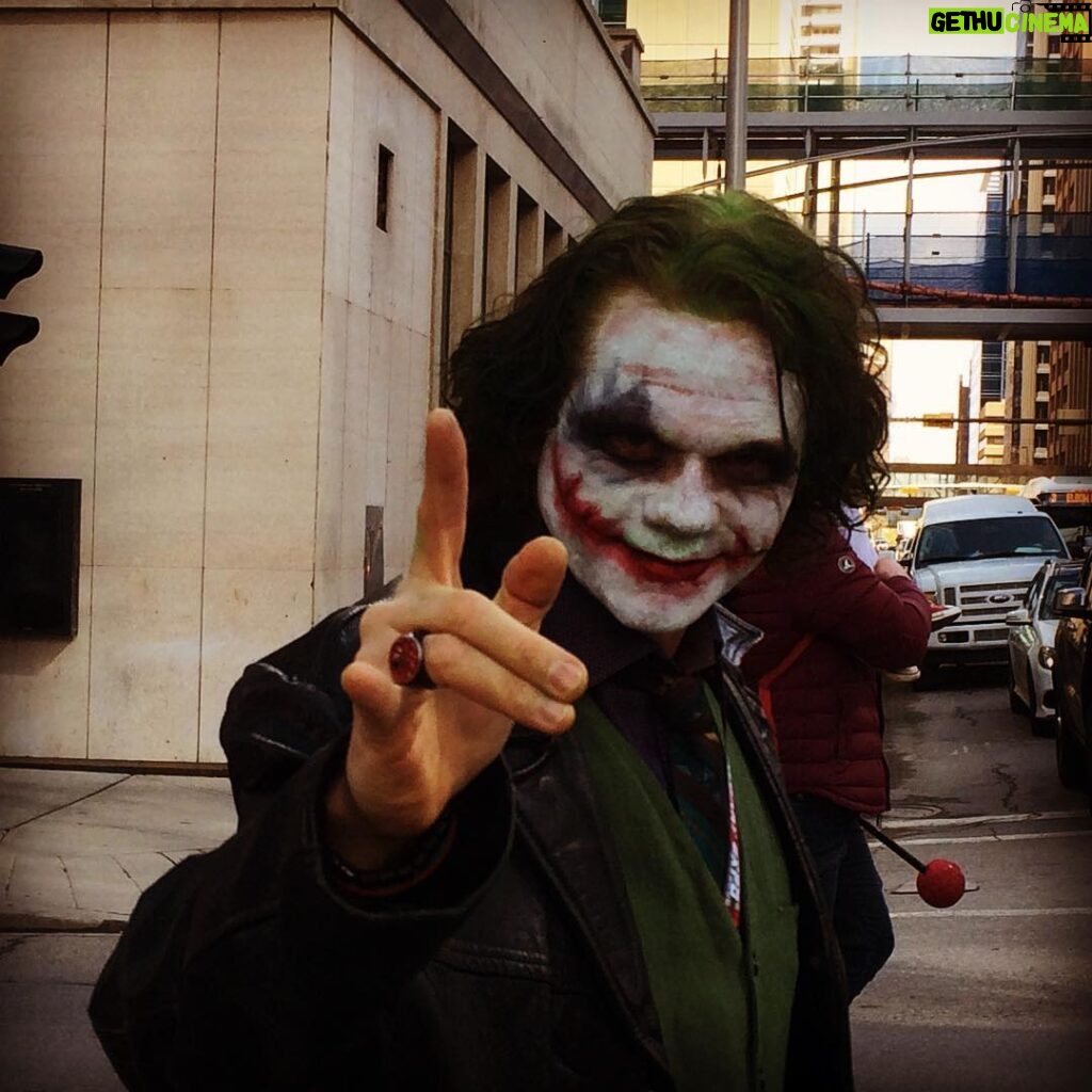 Shaun Johnston Instagram - Best Cos Player over the whole Expo. 'Why so serious, Batman?' Sj