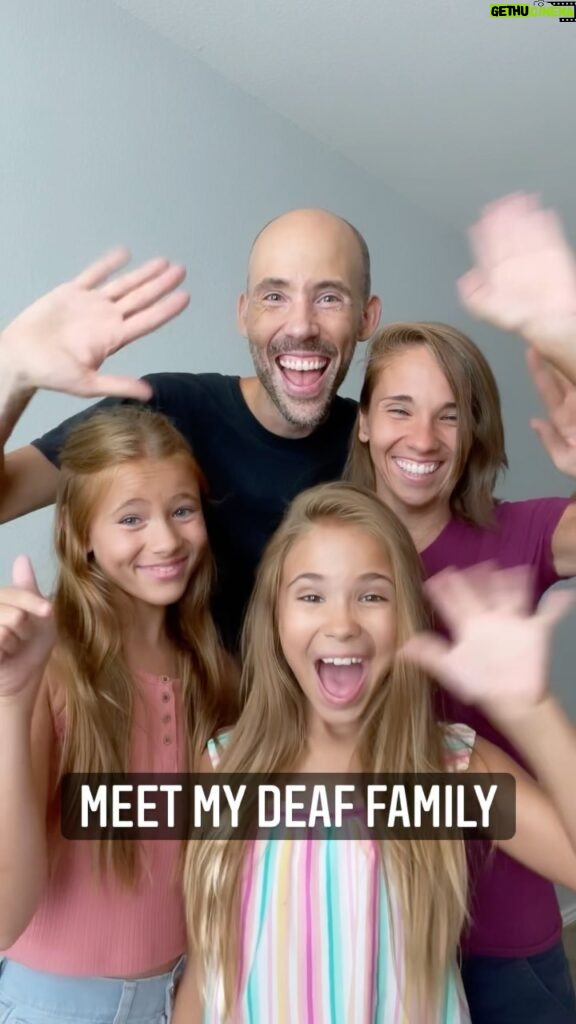 Shaylee Mansfield Instagram - Today is the day you meet my little big Deaf family. You’ll discover that not all Deaf people are the same when it comes to their experiences, first exposure to sign language if any, on whether they speak/sign/or both, and choices in how to lead their life. The same goes for hearing people who are a part of a Deaf family. It is what makes each and my family truly unique. And when there is love…there’s no limit to full communication and connection. #deafcommunity #signlanguage #americansignlanguage #deepconnection #fambamtime