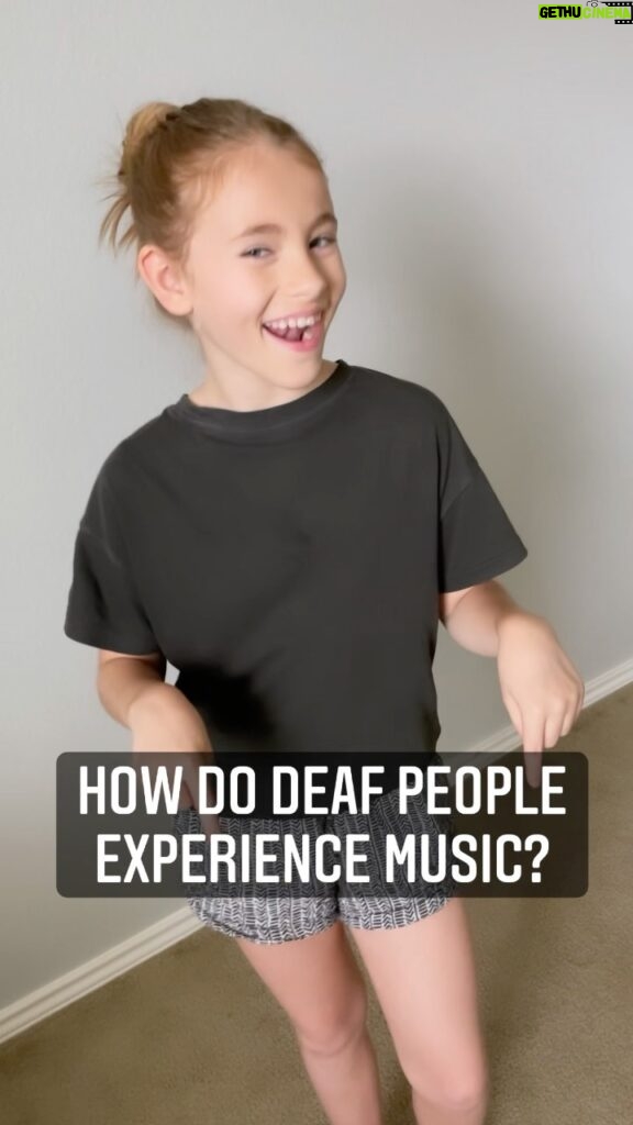Shaylee Mansfield Instagram - How do Deaf people experience music? You’d be amazed by the many ways we experience and enjoy music. Be it wearing headphones, feeling the vibrations, watching music videos, reading the lyrics, turning up the volume, or whatever works best for that Deaf person. 🎶🎵 Don’t forget that music comes from within. 😉 Driver’s License by @oliviarodrigo 💫 #feelthebeat #musicfromtheheart #deafculture #turnupthevolume #driverslicense