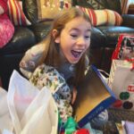 Shaylee Mansfield Instagram – Christmas and me are best friends – it’s pretty obvious in the pictures. 😄🥰🤩

May you all have the happiest and gentlest holidays this season. Hoping 2022 will be lighter and brighter for everyone. 🤟🎄 Atlanta, Georgia