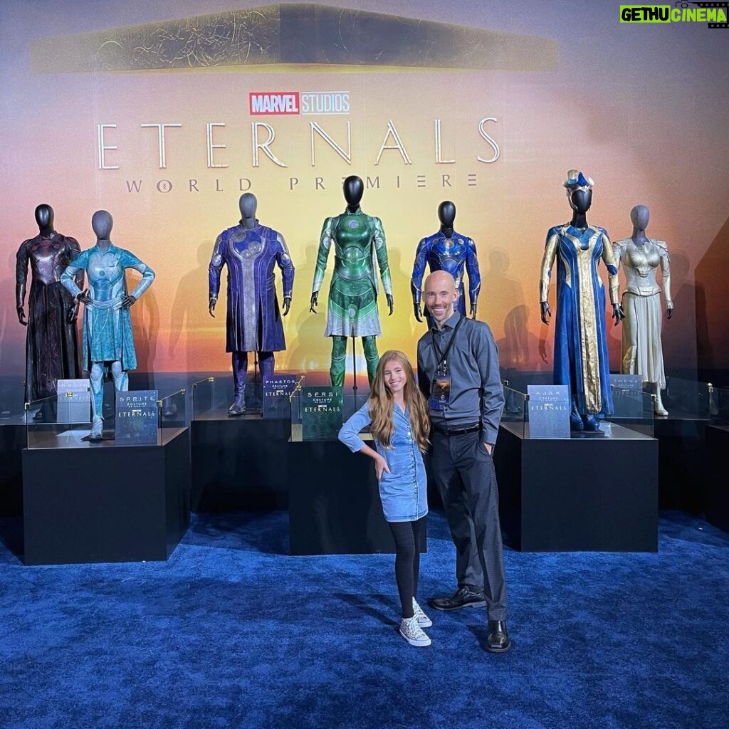 Shaylee Mansfield Instagram - A night of dreams come true… Watching the magnificent @LaurenRidloff portray as a Marvel superhero! The first Deaf person to ever do so. Being among several remarkable Deaf stars such as @TroyKotsur, @TheCJJones, @NyleDiMarco, @IamHaroldFoxx, and @SandraMaeFrank) at this premiere gives me the hope that there is a place for us in Hollywood. Now, I’m going to dream even bigger!!! #Eternals #RedCarpet #Deaf #Actor #SignLanguage #styledbylahoma #tranquilitysalonscv Hollywood, California
