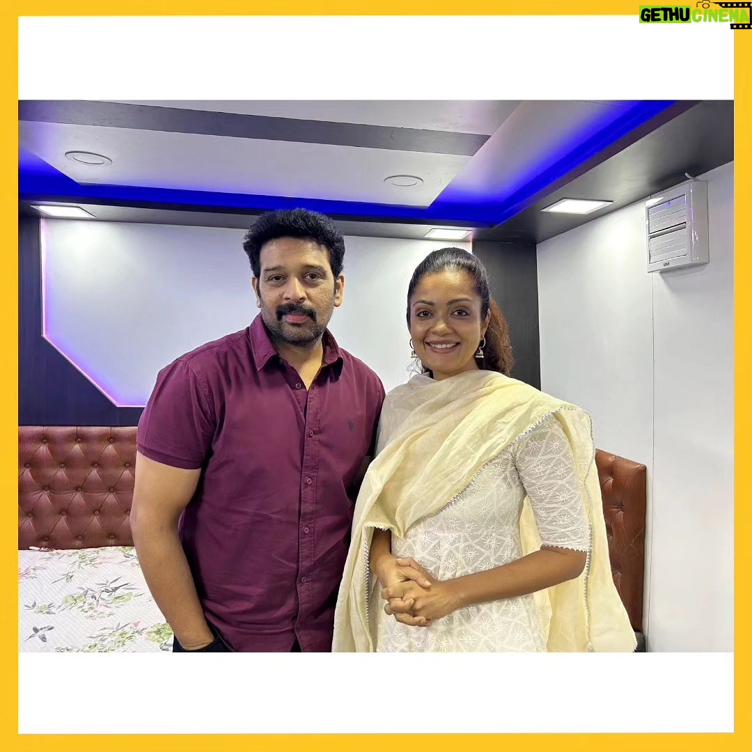Sheena Chohan Instagram - And it's a wrap! π½οΈ Cannot wait to share with you guys more glimpses from this new movie π₯° It has been an exhilarating experience in @_hyderabad_love , shooting with a fantastic team, alongside @JD sir. Thank you @etimes and @saradha_natarajan for capturing our conversation from behind the scenes. Stay tuned to know about this new movie, details will be up soon! ππβ¨ #Love #Instagood #Bestlife #Happy #travel #fun #igers #Igworldclub #Igworldtravel #Ig_captures #Ig_portraits #Igers_daily #Igers_stories #Photooftheday #Fashion #Beautiful #Happy #Cute #Tbt #like4like #followme #formore #Sheenachohan Hyderabad , Telengana. India