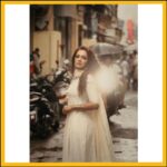 Sheena Chohan Instagram - Itni shiddat se khwaab dekho, Ki khwahishen haasil zaroor hongi... . . . #whenyoureyesspeak #eyes #love #sufi #instagood #fyp #actions #loveyourself #SheenaChohan Mumbai, Maharashtra
