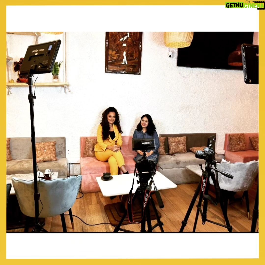 Sheena Chohan Instagram - In continuation of my discussion with @poojanawathe18 from @awesometv.tv. . . Location: @flavouredfuel . A splendid experience of talking my mind out and sharing further plans. Beginning with being the happiest self and spreading joy across. Stay tuned to be a part of this journey and carry the joy that it has to bring along ✨ #bts