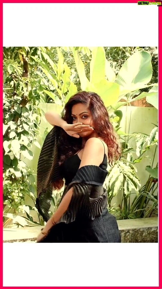 Sheena Chohan Instagram - She remembered who she was and the game changed 🌟. . . . Photography: @photo_pundit2 | @photopundit_creatives . . . . . #womanpower #leadingwomen #womenempowerment #ladyboss #dilse #sheenachohan Mumbai, Maharashtra