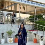 Shehnaaz Kaur Gill Instagram – Dhan Dhan baba deep singh ji 🙏 ਗੁਰਦੁਆਰਾ ਟਾਹਲਾਂ ਸਾਹਿਬ