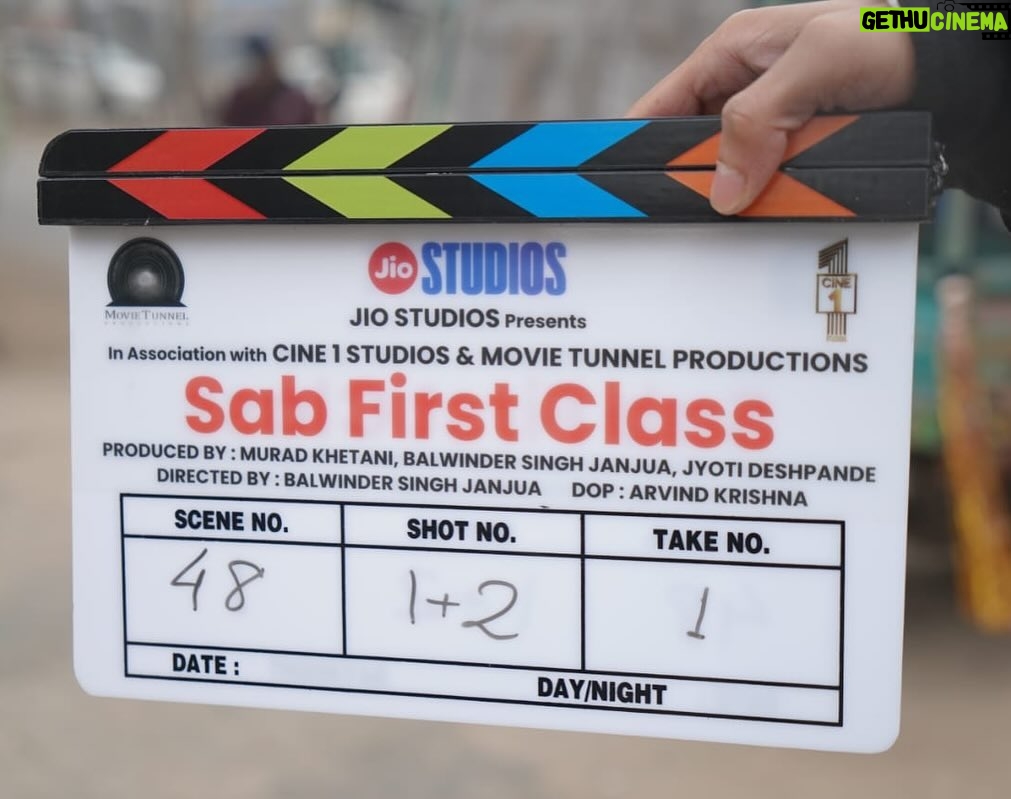 Shehnaaz Kaur Gill Instagram - 2024 begins 🎉🥳🎉🙌🏻🎊 @fukravarun @balwindersinghjanjua @muradkhetani @cine1studios @officialjiostudios @movietunnelproductions