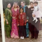 Shehnaaz Kaur Gill Instagram - jab main choti bachi thi 🫶🏻🙈🥰😍🤗😌