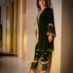 Shehnaaz Kaur Gill Instagram - 💚💚 Outfit: @sureenachowdhri Makeup: @sachinmakeupartist1 Hair: @cheemabaljit2 📸 : @akshaynavlakhefilms Managed By : @kaushal_j