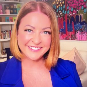 Shelly Horton Instagram - Bright blue for a bright morning on @thetodayshow 

Talking childcare, work from home and is 80 the new 60?