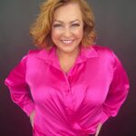 Shelly Horton Instagram - I am super excited to reveal my new keynote speech “Speak with Impact” Next to spiders and heights, public speaking is one of the most common fears. I will teach you to control that fear. I will reveal the transformative power of simple physical exercises. By releasing tension in your neck, face, and mouth, you'll unlock the self-assurance needed to pitch ideas, deliver flawless presentations, and fearlessly climb the career ladder. I have extensively researched the connection between body and mind, and discovered the importance of using physical techniques to control mental anxiety and project confidence. Embrace my tips and tricks and watch your professional and personal life soar as you conquer team meetings, own networking events, and navigate difficult conversations with ease. To book me for your next event or conference contact my fabulous agent @simslstyle at the @lstylesuite Or click the link in my bio. Are you afraid of public speaking? What holds you back?