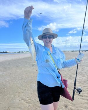 Shelly Horton Instagram - Gone fishin’ 

Some well needed R&R with my family on the Sunshine Coast.

I love fishing and whiting is my favourite fish to eat! 

Brilliant day with Dad and my cousin @courtneysowter (who managed to our fish us all with largest whiting, a flathead and a bream!) 

27 fish! We’re going again tomorrow! Then it will be fish tacos and margaritas tomorrow night! 

#familytime #fishing #whiting #relaxing
