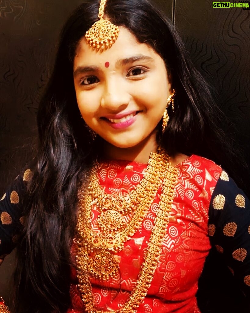 Sherin Thara Instagram - 🌝avalathu mugamaagum🌿 💮 avalathu manamaagum🌿 ⚡️avalathu vizhiyaagum 🌿 #babysherin #babymayu #mayu #baakyalakshmi #vijaytelevision