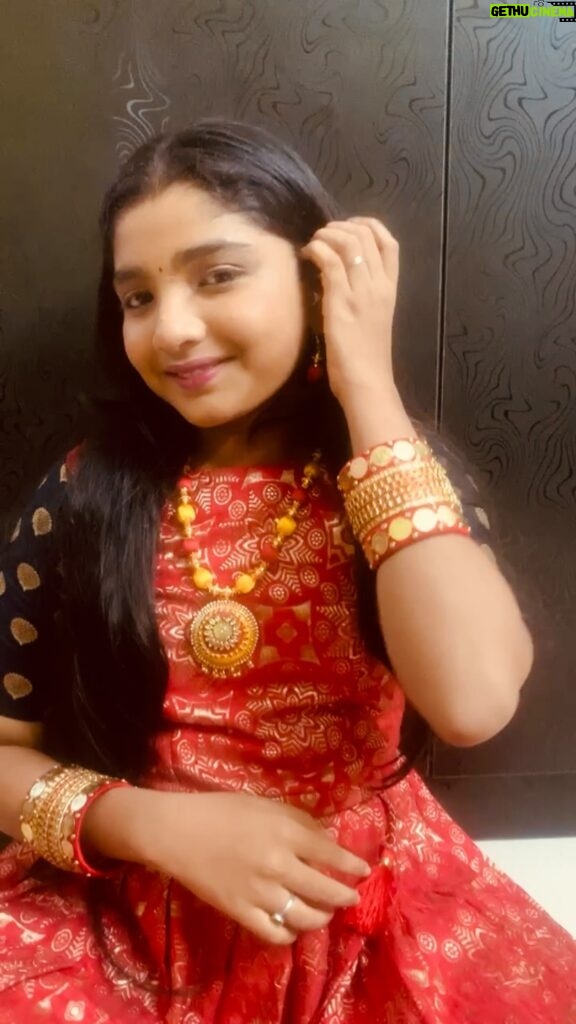 Sherin Thara Instagram - Wait till end ❤️ Beautiful customised thread bangles & neck set @_blossom.collections_ 🌙 Really amazing design & collection with matching suits for all your traditional outfit 🌙 Kindly check out their page @_blossom.collections_ 🌙 #babysherin #babymayu #mayu #baakyalakshmi #vijaytelevision #trendingnow #trendingreels #reels #reelsinstagram #threadbangles #customised #instadaily #instagood #instapost #imstalike #explorepage #explore #promotion #collboration #influencer #babyinfluencer #digitalinfluencer #chennaiinfluencer #entrepreneur