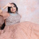 Sherin Thara Instagram - Yes we all shine on,like the moon & the stars & the sun✨ Mua @d_elegance_maker Outfit @lithas_rentals Jewels @nithya_covering 📸@studio1_wedding_photography #babysherin #babymayu #mayu #baakyalakshmi #vijaytelevision #vijaytv #trending #explorepage #explore #trending #trendingnow #instapost #instagram #instalike #instafollow #instadaily #picoftheday #photography