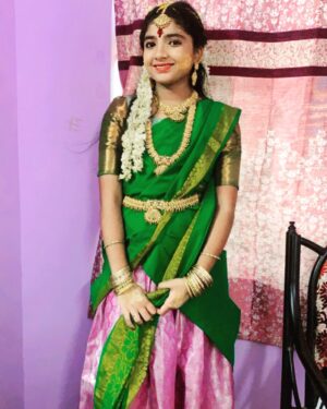 Sherin Thara Instagram - Aval vaanmegam 
kaanatha paalnilaah 🌕
Intha bhoologam 
paadhatha then nilaah🌙

#babysherin #babymayu #mayu #baakiyalakshmi #vijaytelevision #babyshruthi #mounaraagam #trending #viral #explore #explorepage #picoftheday #photography #family #positivity #instagood #instapost #tradional #halfsaree #instadaily #explorepageready