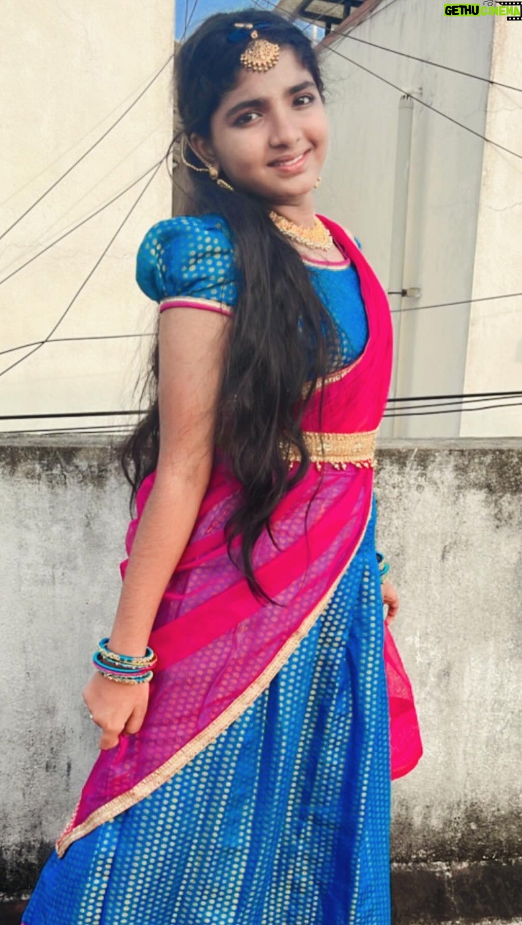 Sherin Thara Instagram - Pongal special 🙏 Anaivarukum iniya Thai pongal nalvazhthukal ☀️⛅️ Happy Pongal ❤️ #babysherin #bqbymayu #mayu #baakyalakshmi #vijaytelevison #instapost #instagram #reels #trendingreels #trendingnow #explorepage #explore #entertainment #tamil #pongal #thaipongal #bigboss7tamil #anushkashetty #actirvijay #viral #likes #dance #dancer #dancereels #dancing #dancevideo