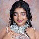 Sherin Thara Instagram - Yes we all shine on,like the moon & the stars & the sun✨ Mua @d_elegance_maker Outfit @lithas_rentals Jewels @nithya_covering 📸@studio1_wedding_photography #babysherin #babymayu #mayu #baakyalakshmi #vijaytelevision #vijaytv #trending #explorepage #explore #trending #trendingnow #instapost #instagram #instalike #instafollow #instadaily #picoftheday #photography
