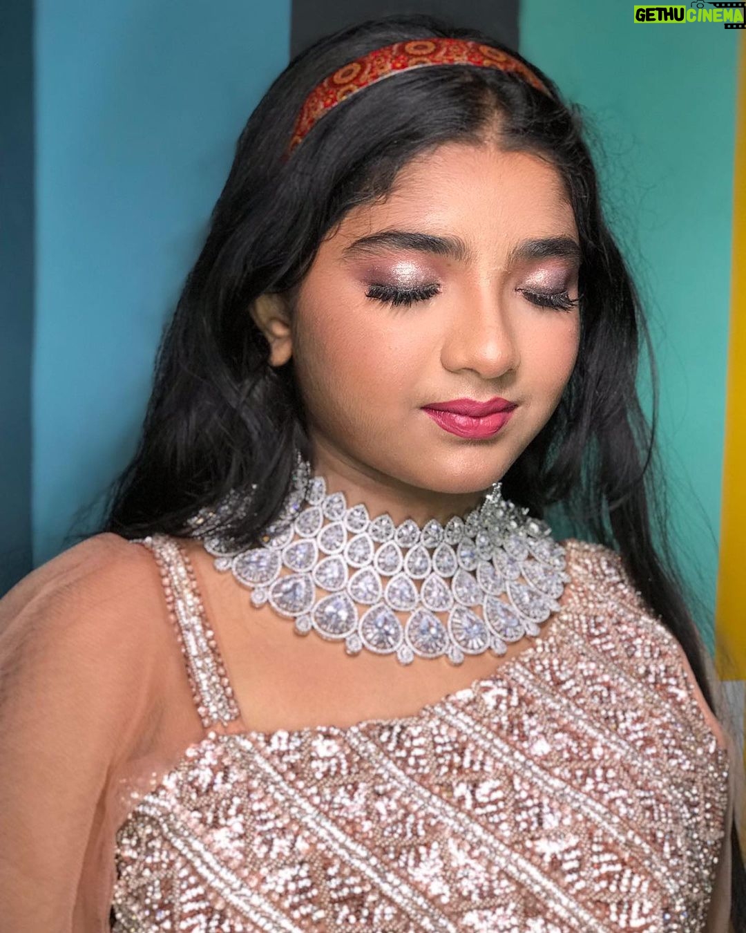 Sherin Thara Instagram - Beauty is power & your smile is your sword❤️ Gorgeous pics coming soon❤️ Beautiful look @d_elegance_maker #babysherin #babymayu #mayu #baakyalakshmi #vijaytelevision #trending #trendingnow #explore #explorepage #instapost #instagram #instadaily #picoftheday #photography #photoshoot #beauty #makeup #mua #look #smile