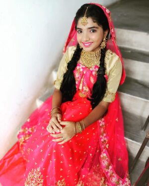 Sherin Thara Instagram - உங்கள் வீட்டு குட்டி ராதா❤️🌕
Happy birthday my jaanu Krishna❤️

#babysherin #babymayu #mayu #baakylakshmi #vijaytelevision #trending #viral #radhakrishna #radha #radharani #explorepage #explore #trendingnow #instadaily #instagood #instapost #jenmashtami #krishnajayanthi #happy #birthday #instagram #insta #instalike #love #god #fun #positivevibes #goodvibes #babyshruthi #mounaragam