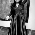 Sherin Thara Instagram – Old version of same dance🤍🖤😂😂😂😂😂
How is it makkalae??how many of you like this song❤️???

#babysherin #babymayu #mayu #baakyalakshmi #vijaytelevison #trendingreels #explorepage #explore #fun #funreels #oldisgold #oldmovies #instadaily  #instareel #insta #instapost #dancereels #viralreels #viral #reels #entertainment #trendingnow #trending #antique
