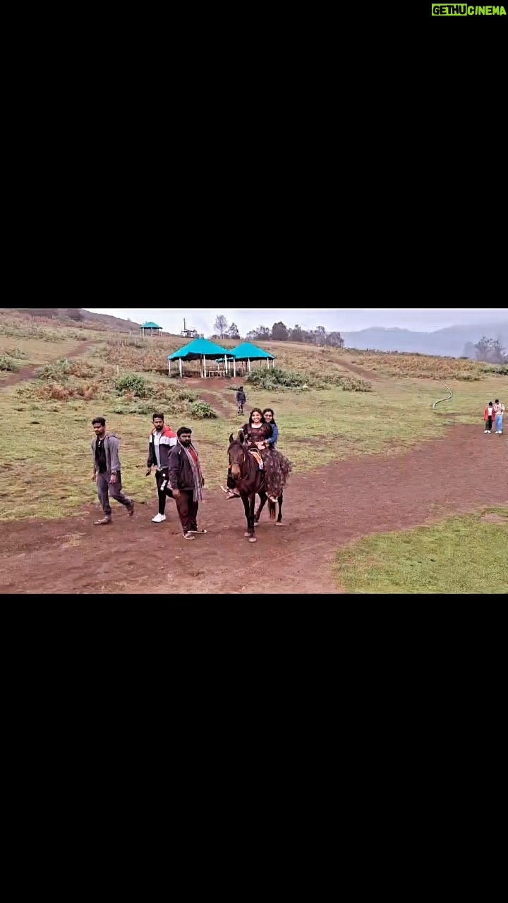 Sherin Thara Instagram - Horse ride π #babysherin #babymayu #mayu #baakyalakshmi #vijaytelevision #vijaytv #fun #game #ride #horse #explorepage #explore #trending #trendingreels #reels #viral #instagood #instadaily #animal #insta #instagramreels #reelsinstagram #instapost #instagram #travel #nature #trip