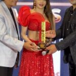 Sherlyn Chopra Instagram - Thanks @kunalthakkarofficial & team for the love & appreciation! Bollywood Town Lifestyle Awards 2024 #bollywood #awards