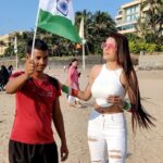 Sherlyn Chopra Instagram – Actress Sherlyn Chopra is seen celebrating Republic Day at Juhu Beach 
#republicday #bollywood #sherlynchopra