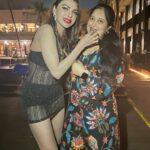 Sherlyn Chopra Instagram - गुल ने गुलशन से गुलफाम भेजा है.. सितारों ने आसमान से सलाम भेजा है.. शुक्रिया आप सबका दोस्तों जो आप ने हमें प्यार और ख़ुशहाली भरा पैग़ाम भेजा है.. ❤️❤️❤️ Thankyou for your love & support!!! It’s my #birthday !!! 🥰
