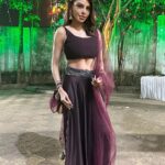 Sherlyn Chopra Instagram - At Salasar Hanuman Mandir for a puja function 🙏🏻 #blessed #gratitude