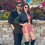 Sherlyn Chopra Instagram - जाने लोग मोहब्बत को क्या नाम देते हैं.. हम तेरे नाम को ही मोहब्बत कहते हैं.. ❤️ Dubai Miracle Garden