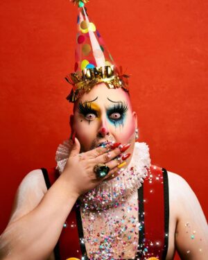 Sherry Pie Instagram - Coming back to socials has me gagging…..
🤮🤮🤮
Art by Humans 
#art #gagging #aprilfools #queer #queerartist #drag #dragqueen #makeup #clown #nyc #photography #newbeginnings #love #bpdawareness #mentalhealth #newyorkcity #backatit #camp #sherrypie #comedy #rebirth #fresh