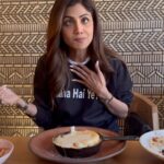 Shilpa Shetty Instagram - NEW desserts @bastianmumbai NEW SERIES #IPF @amazonprime What are you waiting for guys .. #SUNDAYBINGE 🤪🤪🤪 #crackedcookie #straberryfrenchtoast #icecreamsunday #filothinepullmeup #berrypancake #sweettooth #bingewatching #bingeeating