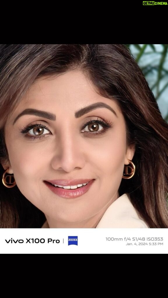 Shilpa Shetty Instagram - Some moments can be immortalised, and @vivo_india helped me do just that! Experience pure joy with the all-new vivo X100 Series. Want to know the story behind these portraits? Stay tuned! The ZEISS Multifocal Portrait Camera made this shoot so easy! Prebook the vivo X100 Series now. It’s truly the Next Level of Imaging! @zeisscameralenses #ad #vivoX100Series #UncoverTheImagination #NextLevelOfImaging #XtremeImagination