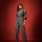 Shilpa Shetty Instagram - bo𝓢𝓢 Lady on the go😉🚓💣 For #IPF promotions @primevideoin 👮 #LookOfTheDay #OOTD #IndianPoliceForceOnPrime #workmodeon #glamour #BossLady #BossBabeVibes