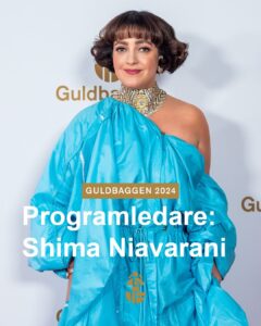 Shima Niavarani Instagram - JAPP, det stämmer! Vi har glädjen att berätta att Shima Niavarani leder Guldbaggegalan 2024 ✨👏   – Det är såklart det läskigaste som finns att leda den stora prisceremonin i ens egna bransch, men jag tänkte ”what the heck, vad kan gå fel?!” Jag skojar, ALLT kan gå fel. Men stoltheten över cinema och filmkonsten som sådan, att få hålla i den fanan, besegrade alla tvivel och jag är väldigt hedrad över att genomföra detta sinnessjuka uppdrag, säger Shima Niavarani.   Shima Niavarani har underhållit som skådespelerska, manusförfattare, regissör och artist både på scen och i film och tv i snart 20 år. Hon har Guldbaggenominerats för Bästa huvudroll i Fia-Stina Sandlunds SHE’S WILD AGAIN TONIGHT (2015) och även medverkat i publiksuccéer som HUNDRAÅRINGEN SOM SMET FRÅN NOTAN OCH FÖRSVANN (2014), SUNE VS SUNE (2018) och musikalen EN DEL AV MITT HJÄRTA (2019) – för att nämna några. I år har hon turnerat Sverige runt med den rosade humor(och gråt)showen SHIMA IS A PUNK ROCKER.   Shima Niavarani intar scenen på Cirkus den 15 januari och galan direktsänds på SVT1 och SVT Play.  #guldbaggen   Foto: Pelle T. Nilsson / SPA