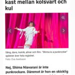 Shima Niavarani Instagram - Den här showen är mitt sätt att navigera mörkret i världen. Jag trodde ärligt det inte var möjligt att känna samhörighet i en tid som den här, men så sitter det fulla salonger kväll efter kväll med en publik som med öppna bröstkorgar skrattar, gråter, jublar och ljudar alla känslor tillsammans. Det är det enda sätt jag vet att hantera lidande. Den här turnén är rätt sinnes med 27 shower på 5 veckor och ibland dubbla direkt efter varann, men ni som kommer gör allting värt det och mer där till. Tack för så mycket, jag känner typ att jag har mer att ge direkt efter, fast jag är en blöt fläck bokstavligen och har samlat på mig minst 1 blåmärke per stad med allt rullande och fallande på scen, slapstick-queen lol. Inatt bör det av mot Malmö och sen massa underbara städer i södra Sverige innan finalen på Cirkus 24 okt. Ps. Vill också säga tack till mina 10 tekniker som är på livets rock n roll turné med mig och verkligen köttar på med sån passion kväll efter kväll och verkligen fattar det här är lite på liv och död för mig, och löser saker så skickligt och ligger tre steg före. Men måste också stå ut med att jag är sån här: inte dricker en droppe alkohol och stretchar, har stämbandsuppvärmningar för å klara sjunga 8 genres på 3 språk, tar regi-notes på alla 183 tekniska moment samtidigt som vi också åker i Dolly Partons Nightliner genom heeeelaa Sverige och bor tätt inpå varann, ni är BÄST. Ps igen: men jag gör dom bästa spellistorna erkänn. Puss