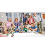 Shima Niavarani Instagram - Vi dyker upp den här julen också ♥️ På TV4 förstås. Hoppas ni alla haft en strålande eller gravt dysfunktionell jul, båda varianter är trots allt rimliga (jag vet inte hur man önskar god jul, ville bara lägga upp den här bilden).