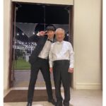 Shin Hyeon-seung Instagram - 선생님과 촬영 하게 되어 영광이었습니다.🥰🥰 많은 걸 배우고 느낄 수 있었던 값진 시간이었습니다. 만약 또다시 선생님과 작업할 수 있는 기회가 생긴다면 더욱 성장하는 배우가 되어 멋진 모습으로 인사드리도록 하겠습니다.💪💪 ⠀ 더불어 남은 12화도 끝까지 시청과 스트리밍 잘 부탁드리겠습니다.💕 #tvn #연예인매니저로살아남기 #막방까지본방사수